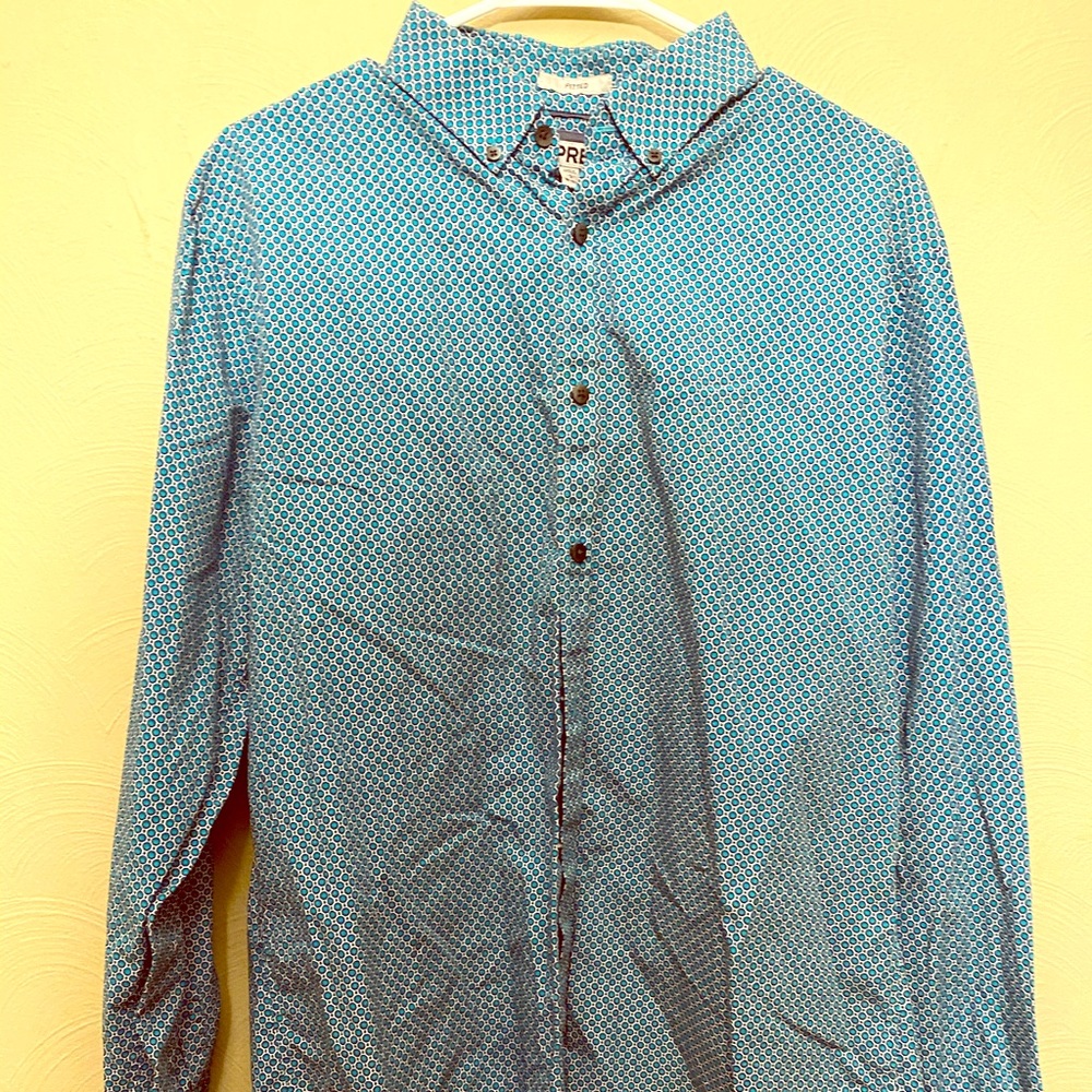 Express 1MX Men’s Button Down Dress Shirt.
